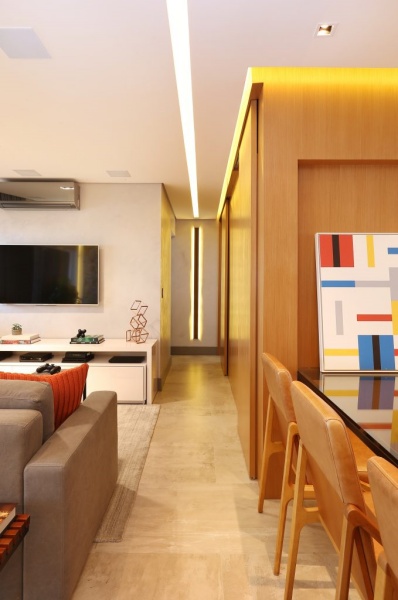 Um Apartamento Moderno na Aclimação com Porcelanato Inspirado no Cimento Queimado