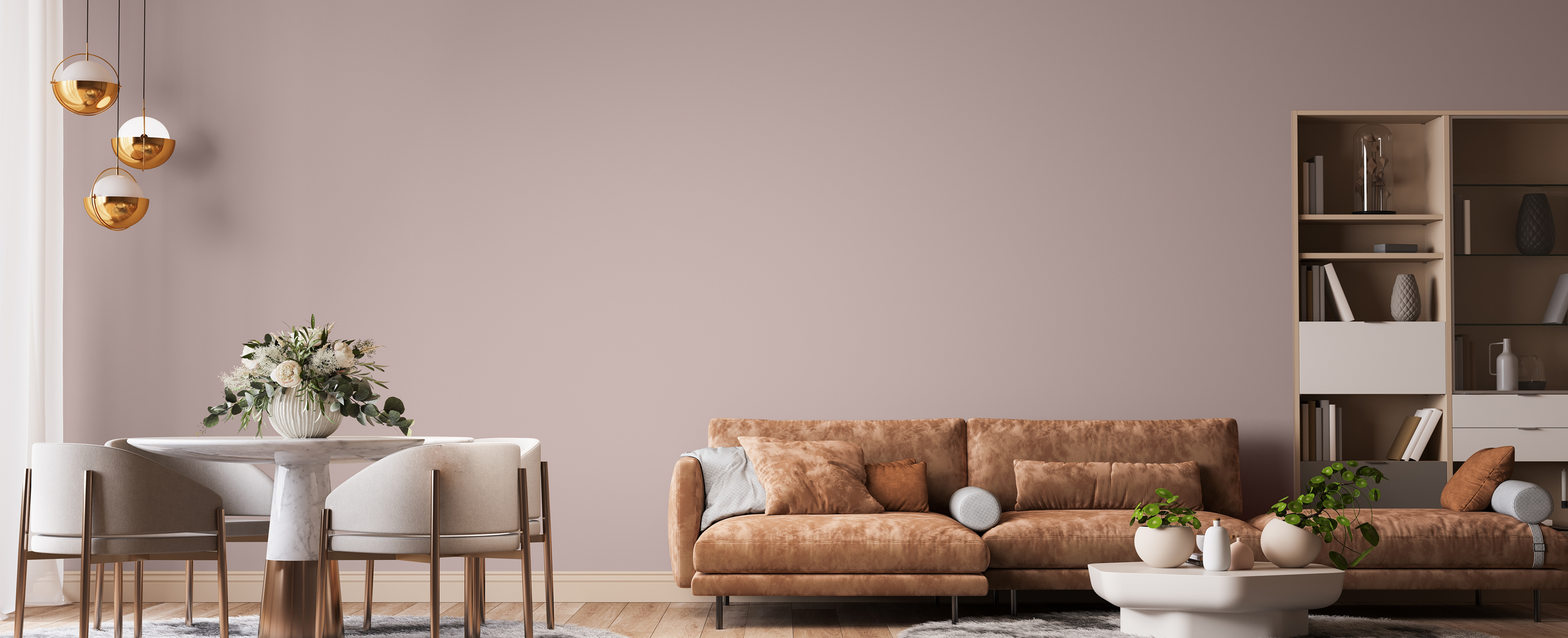 Tintas Eucatex elege Obra de Arte como Cor do Ano de 2024: Sala estar com sofá marrom, mesinha de centro branca, ambiente ao lado com mesa redonda e cadeiras brancas