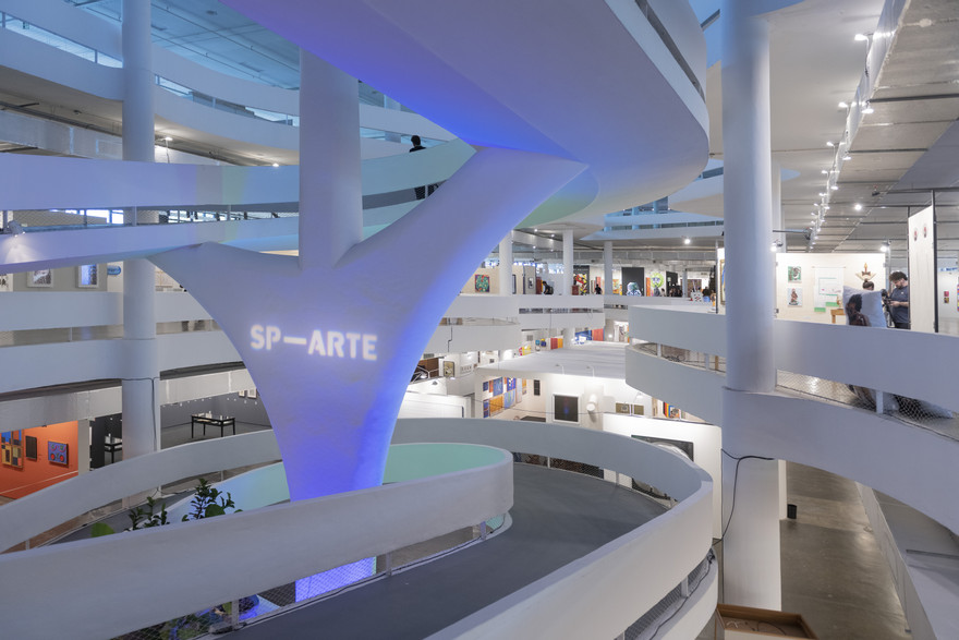 SP–Arte 2024 celebra 20 anos com expansão do setor de design
